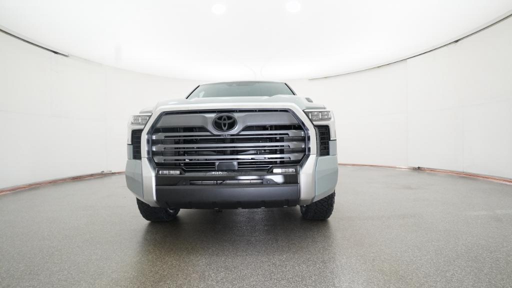 2026 Toyota Tundra Limited CrewMax photo 3