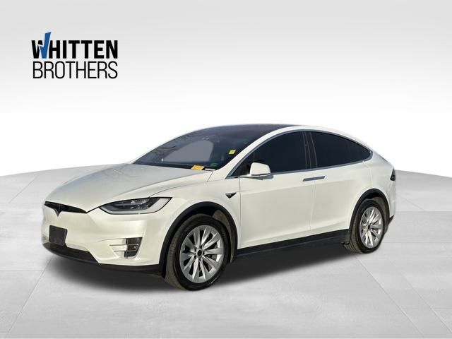 2020 Tesla Model X Long Range's photo