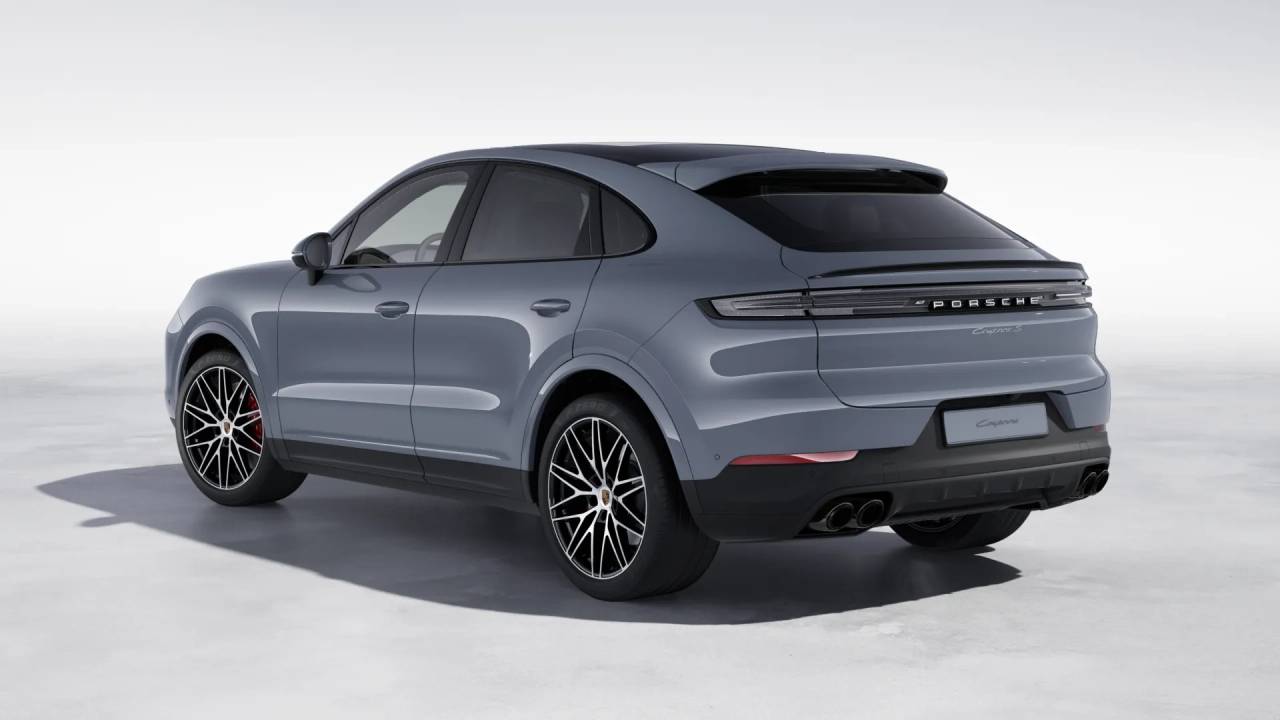 2026 Porsche Cayenne S Coupe photo 3