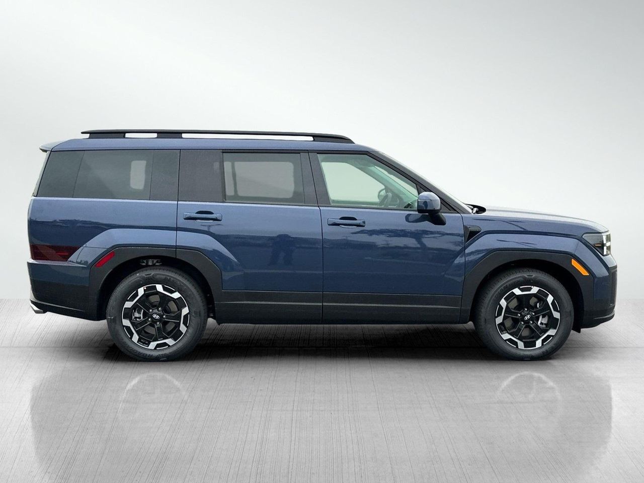 2025 Hyundai Santa Fe SEL photo 3