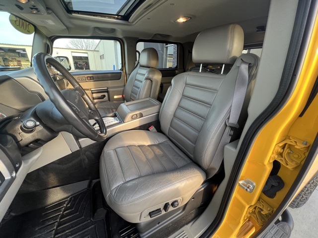 2003 Hummer H2 Base photo 31