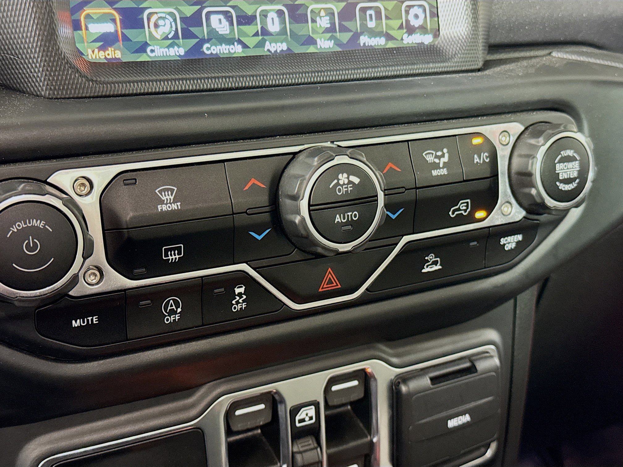 2022 Jeep Gladiator Mojave photo 17
