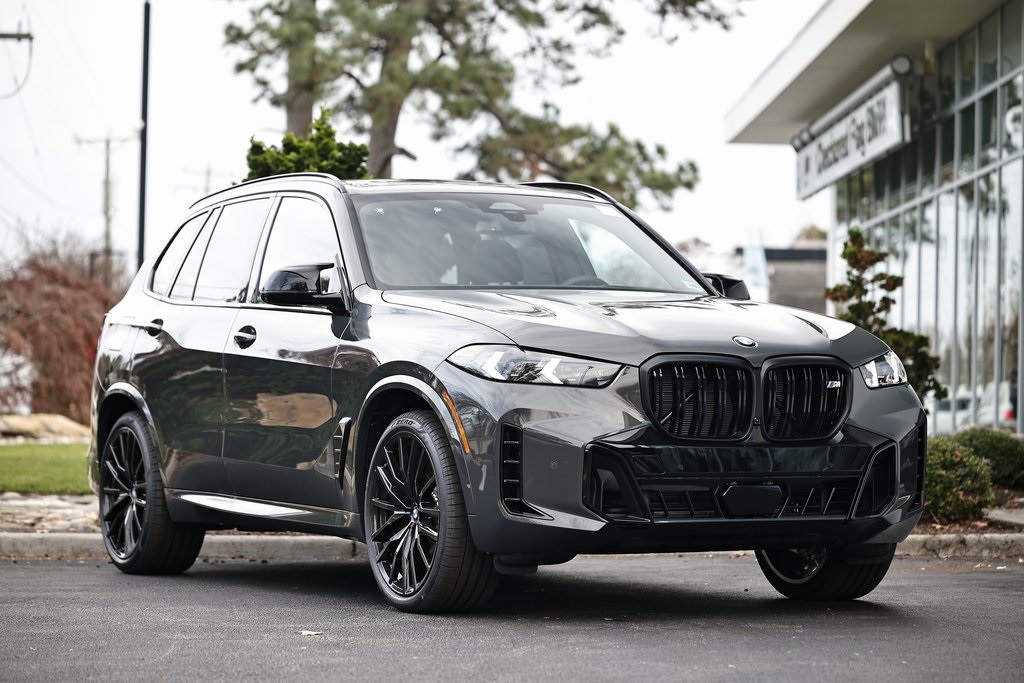 2026 BMW X5 M60i's photo