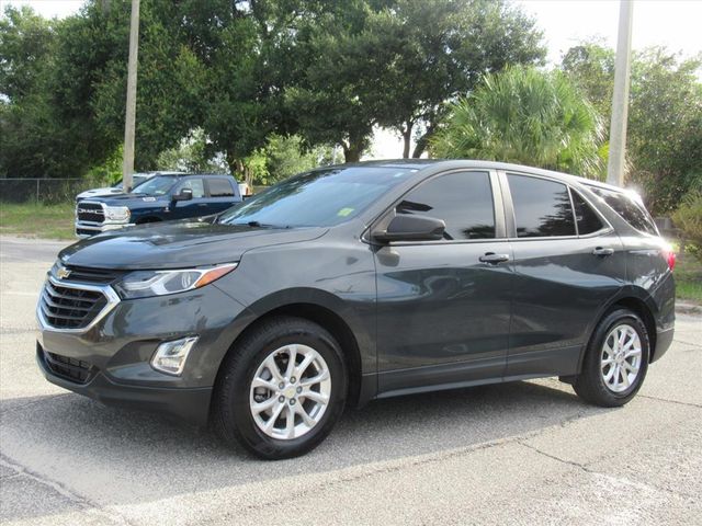 2020 Chevrolet Equinox LS photo 2