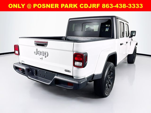 2023 Jeep Gladiator Overland photo 4