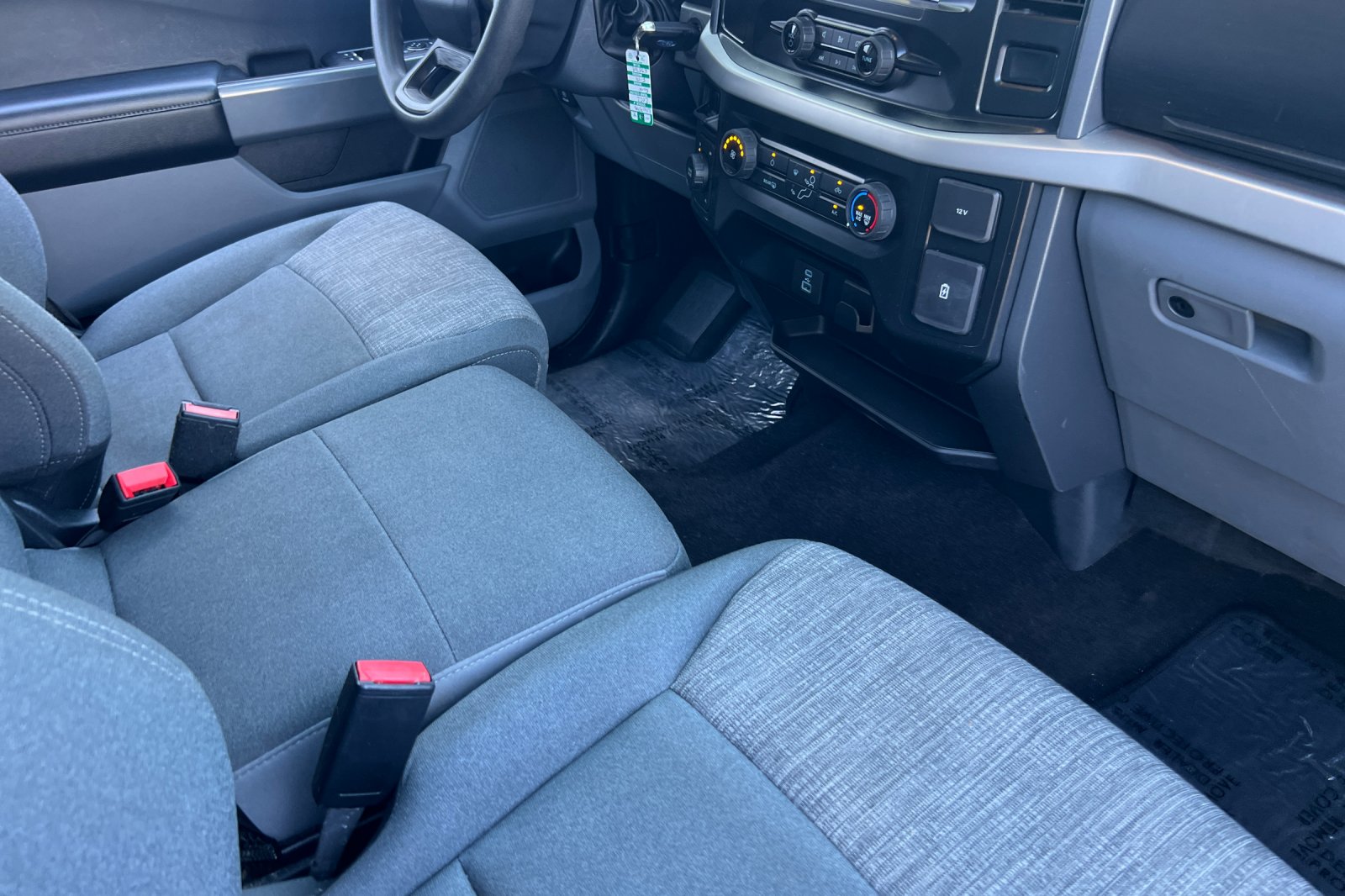 2022 Ford F-150 XLT photo 11
