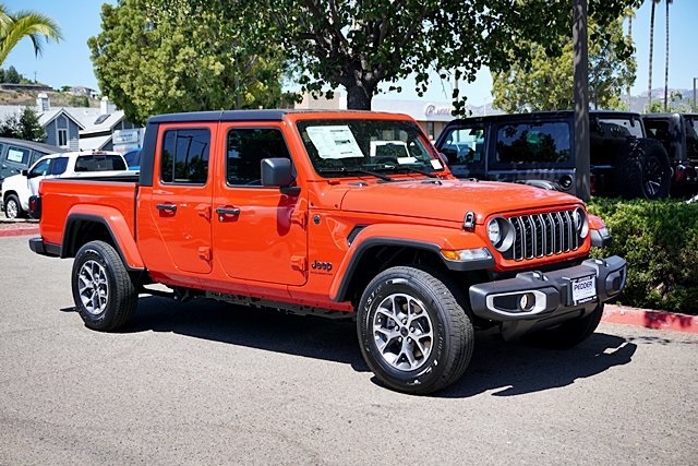 New 2025 Firecracker Red Clear-Coat Exterior Paint Jeep Sport S image 6