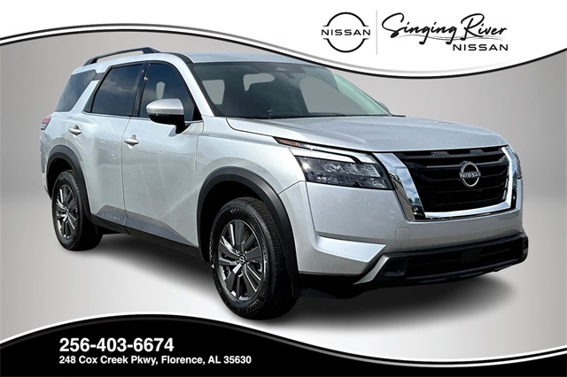 2025 Nissan Pathfinder SV's photo