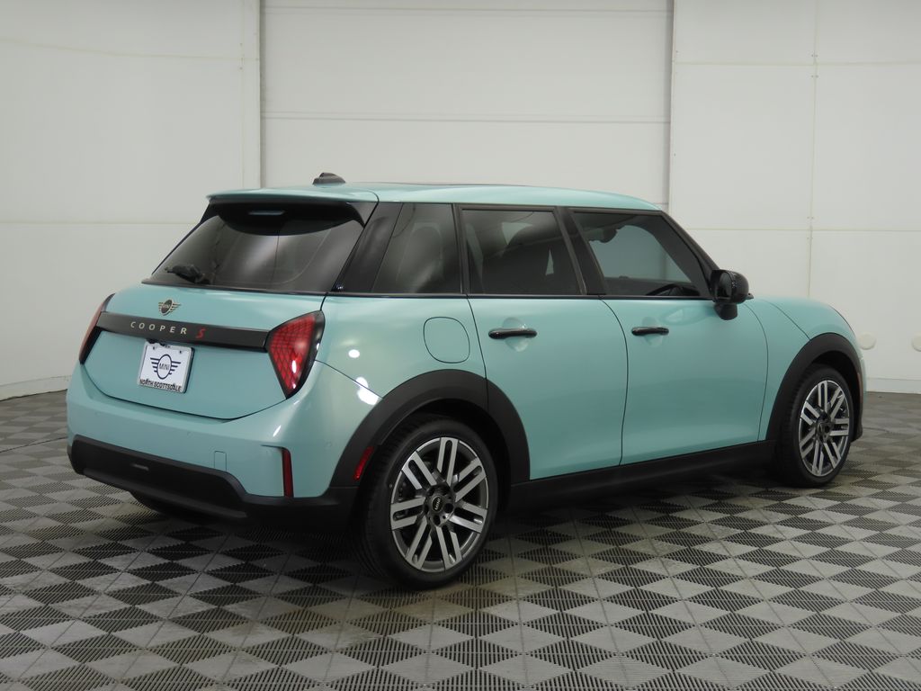 2025 Mini Cooper Hardtop S photo 5
