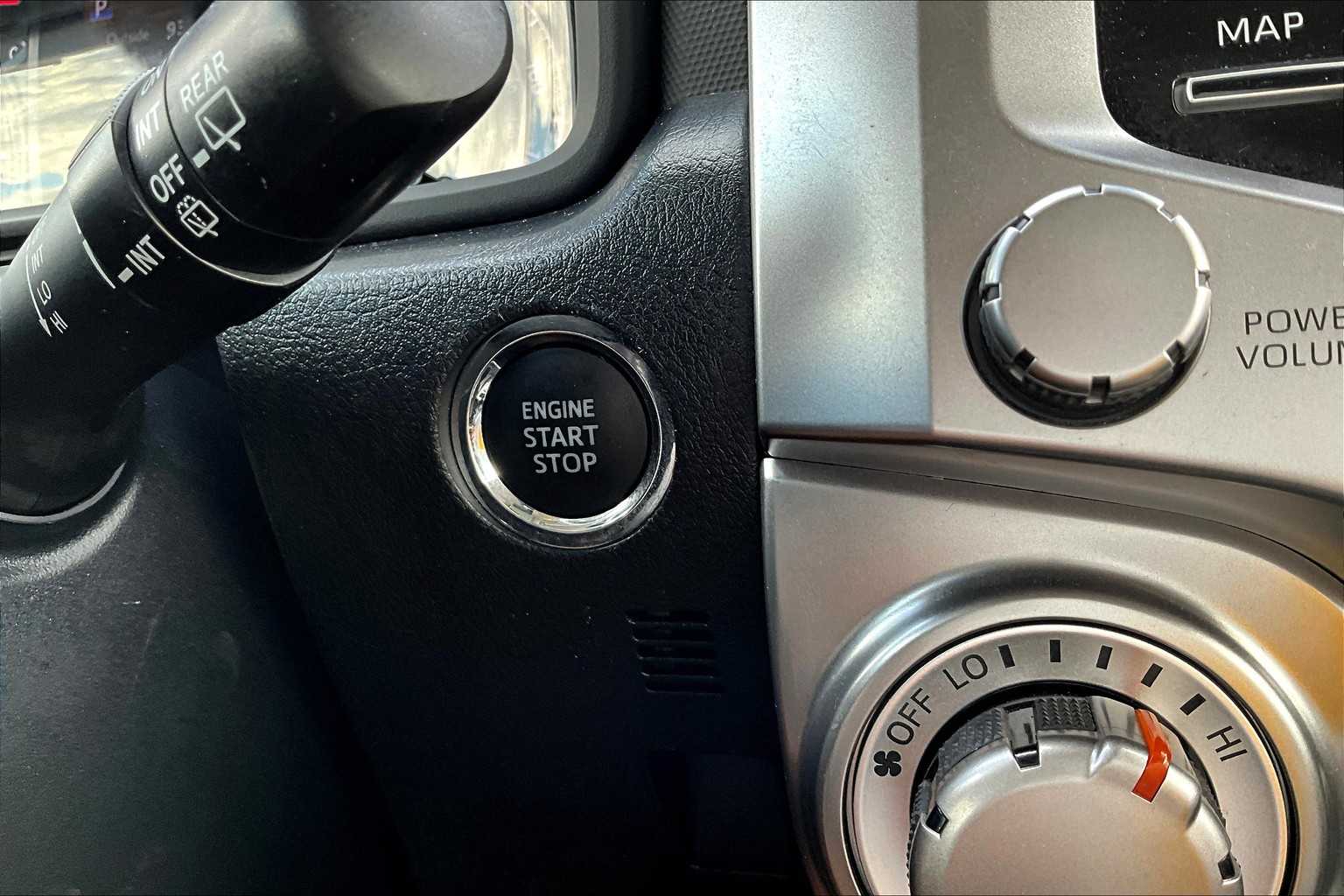 2024 Toyota 4Runner SR5 photo 31