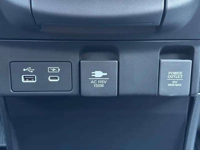 2025 Honda Odyssey Touring photo 25