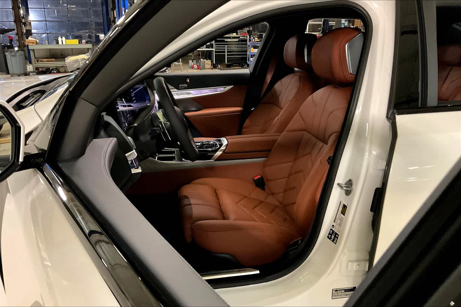 2025 Bmw 760i 760i xDrive photo 9