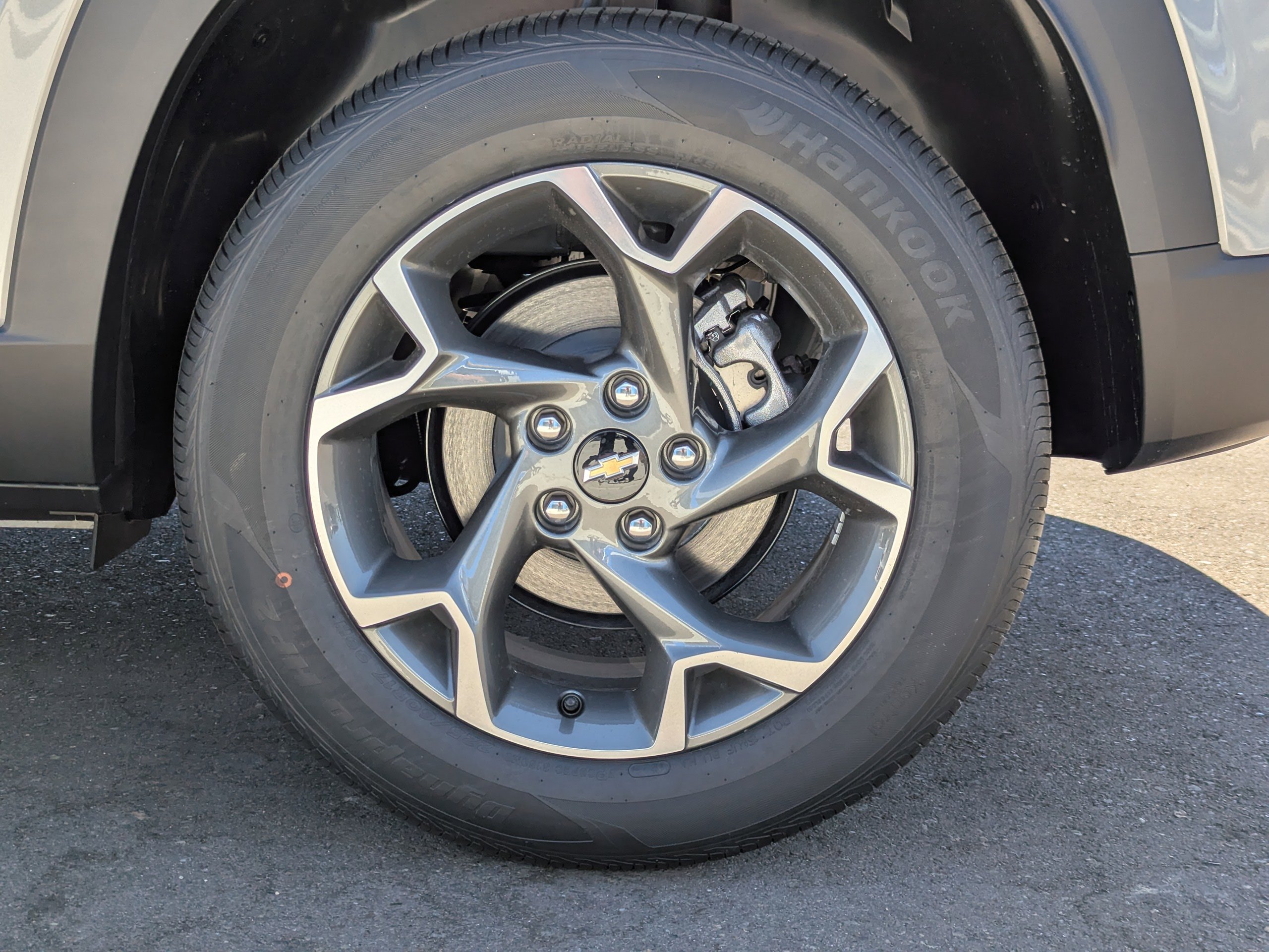 2025 Chevrolet Trax LT photo 43