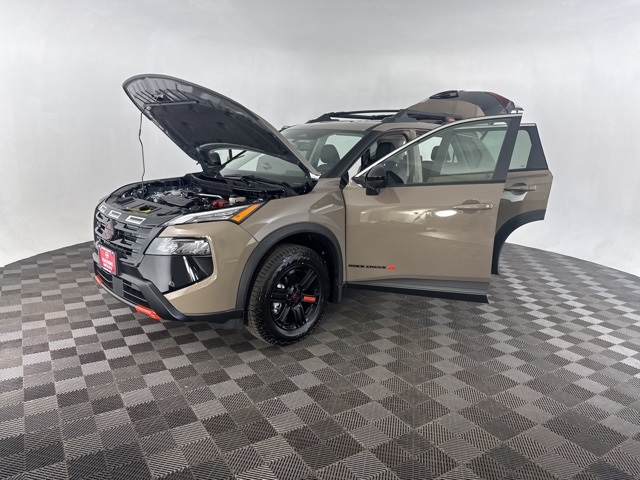 2026 Nissan Rogue SV photo 9