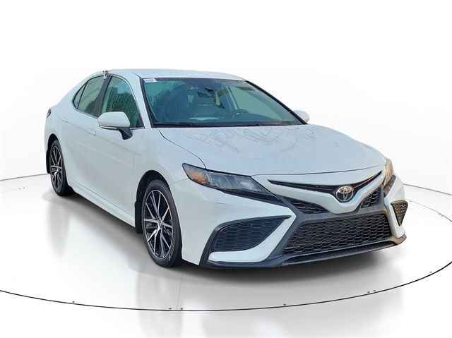 2023 Toyota Camry SE photo 2