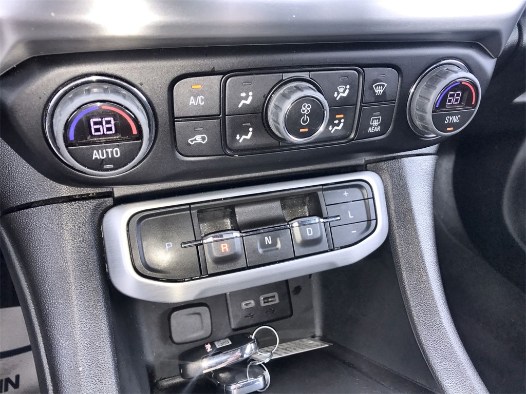 2023 Gmc Acadia SLE photo 16