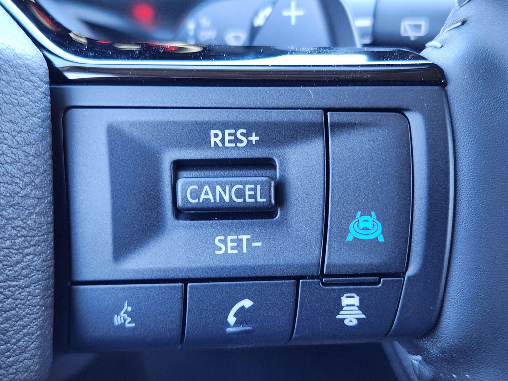 2026 Nissan Rogue Platinum photo 16