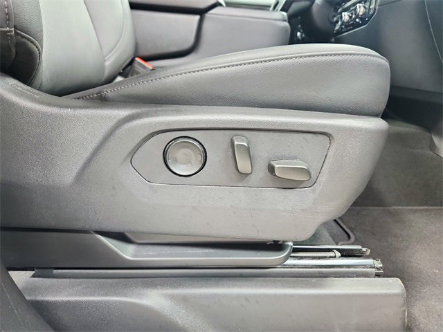 2025 Gmc Sierra 1500 SLT photo 40