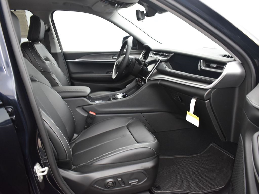 2023 Jeep Grand Cherokee 4xe photo 12
