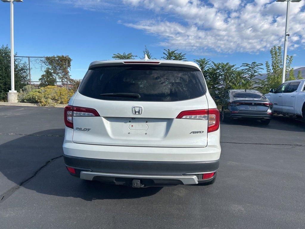 2020 Honda Pilot EX-L photo 5