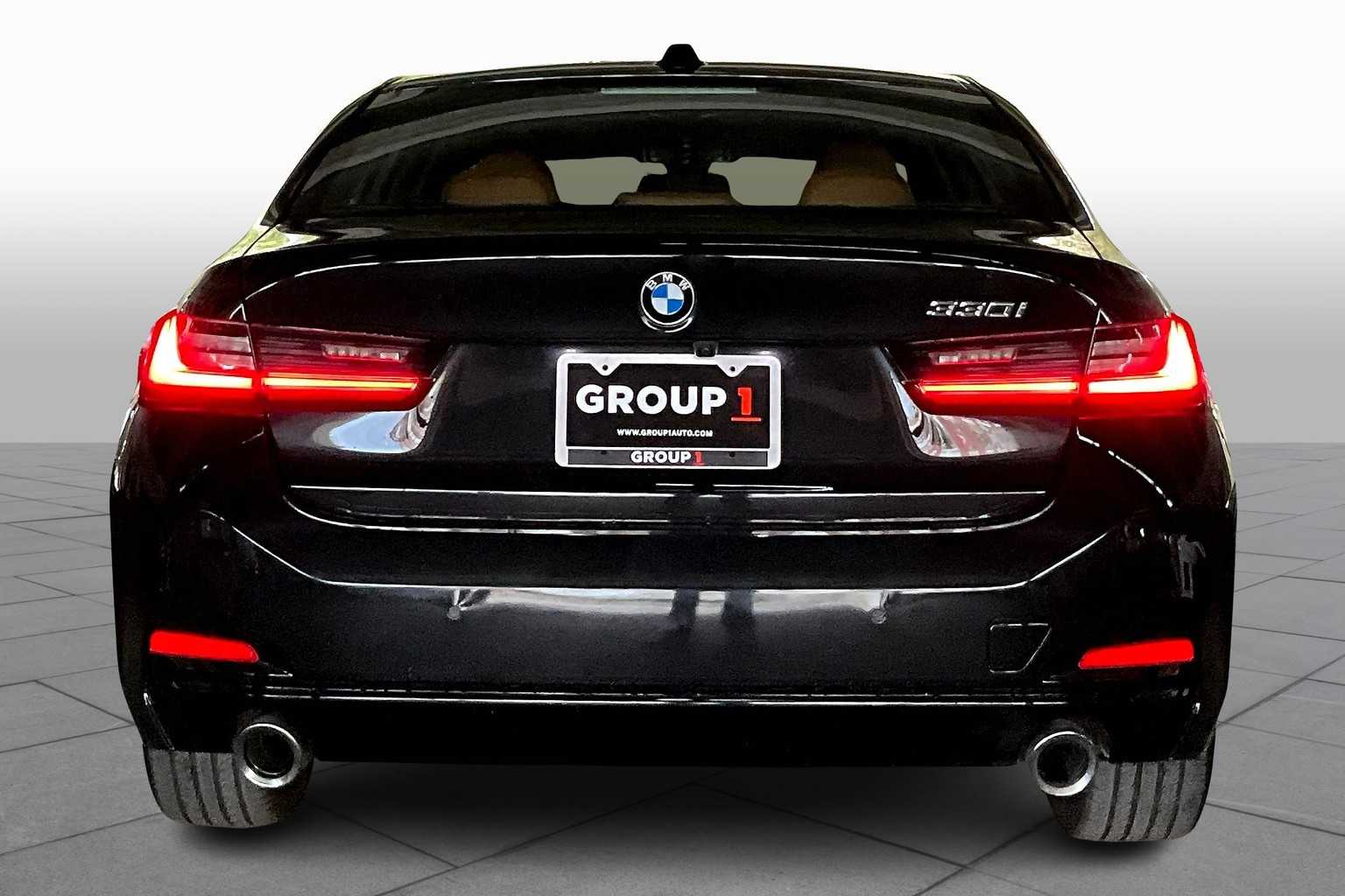 2023 Bmw 330i photo 4