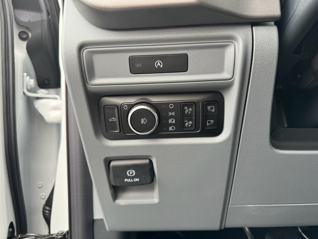 2025 Ford F-150 XLT photo 35