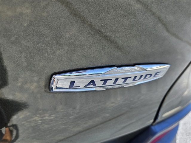 2020 Jeep Cherokee Latitude photo 11