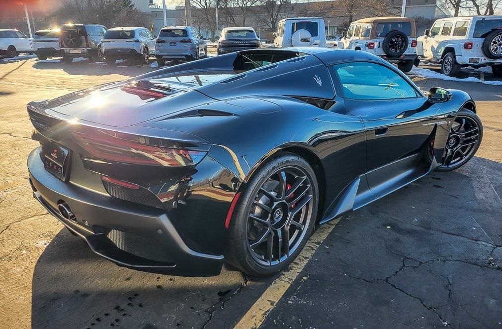 2024 MASERATI MC20 - Image 7