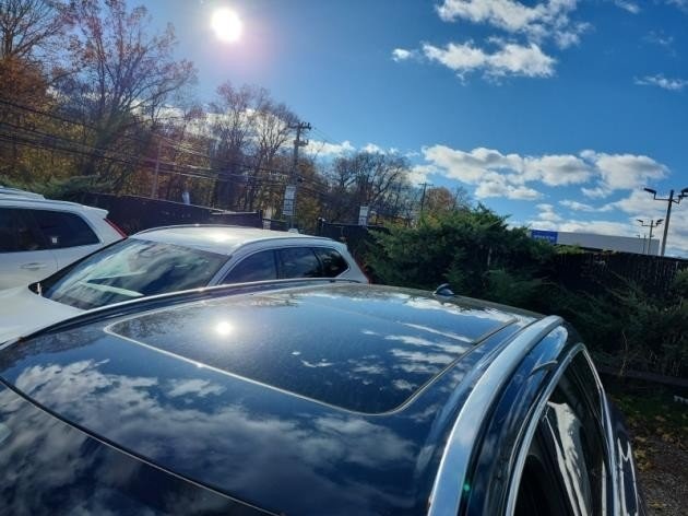 2023 Volvo XC60 B5 Plus photo 4