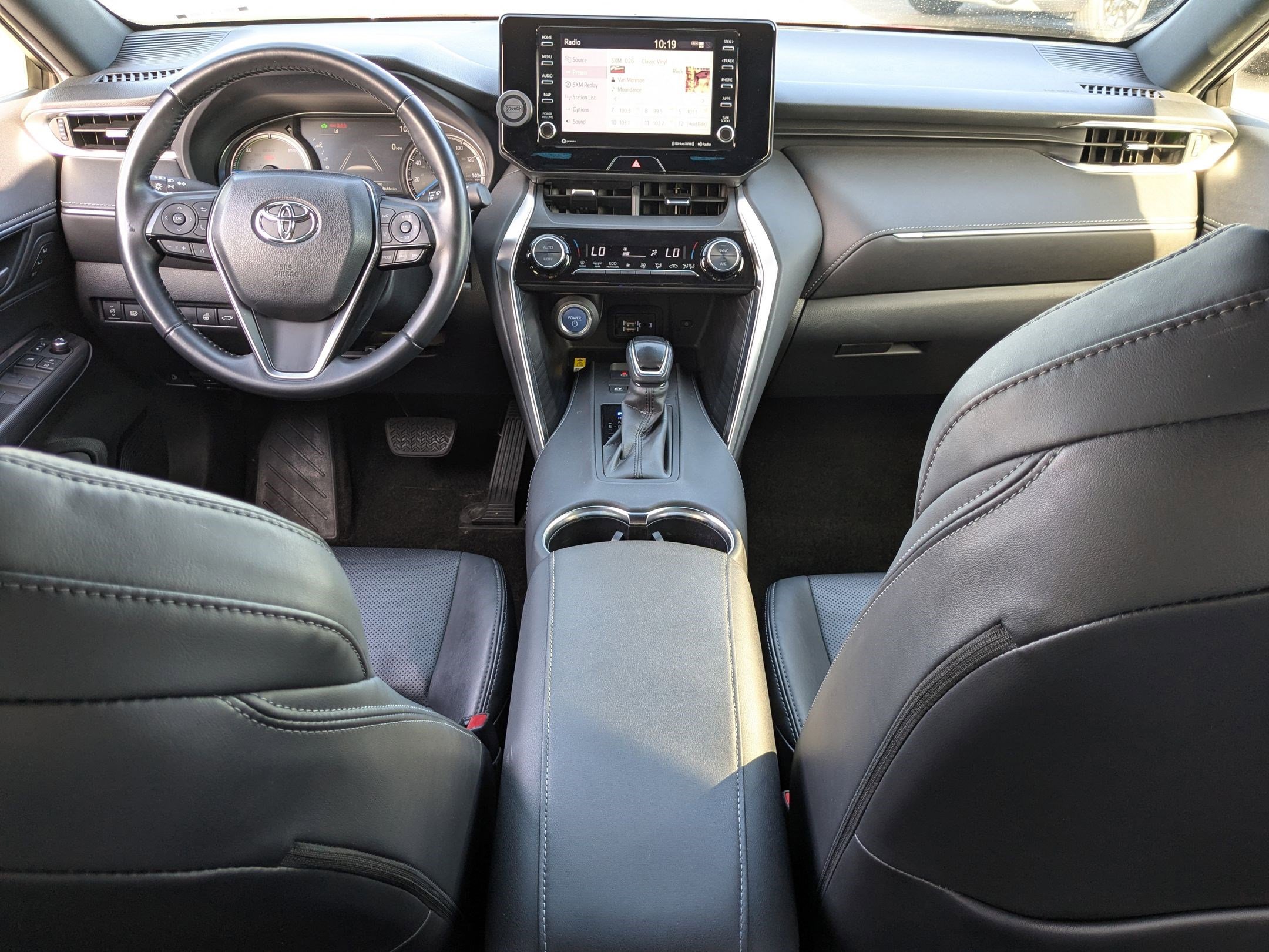 2021 Toyota Venza XLE photo 29