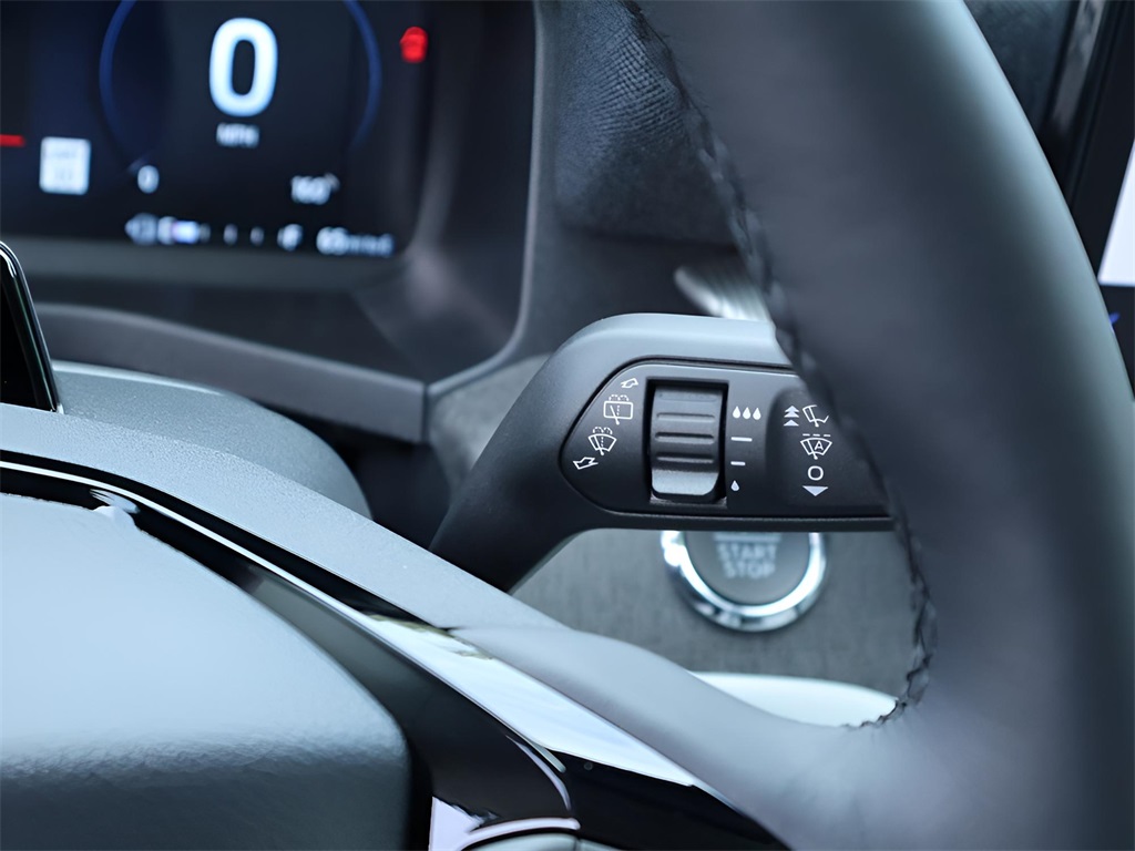 2025 Ford Explorer Platinum photo 31