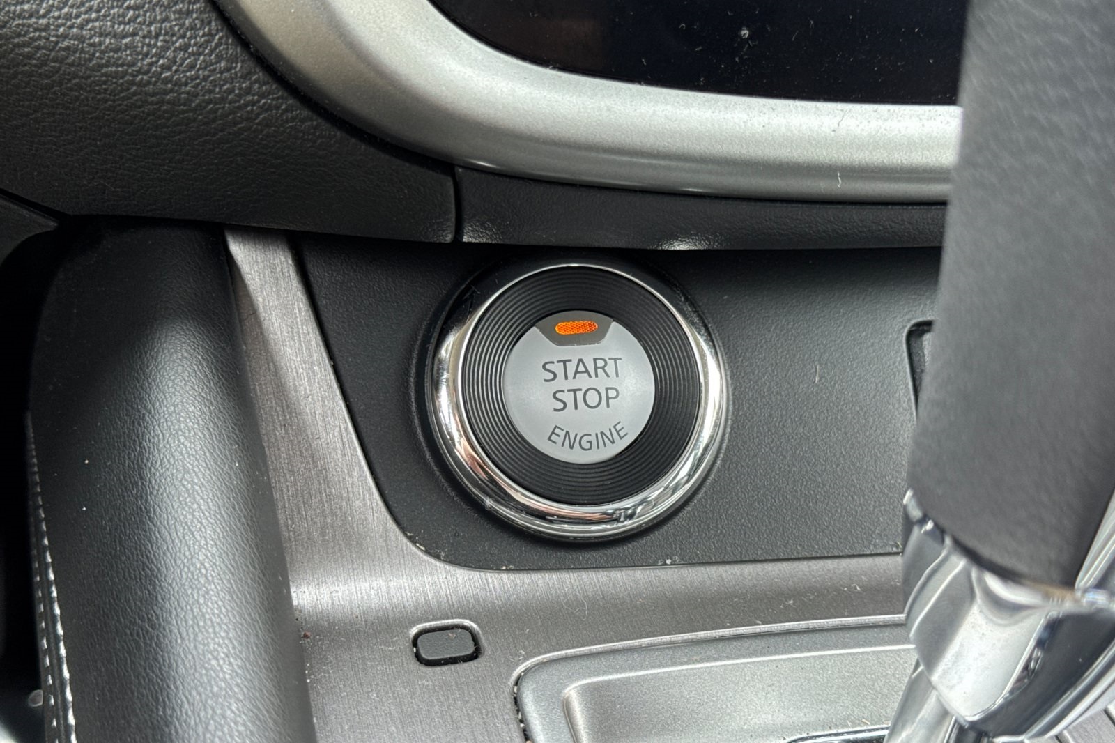 2024 Nissan Murano SV photo 24