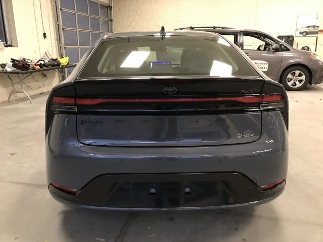 2024 Toyota Prius XLE photo 4