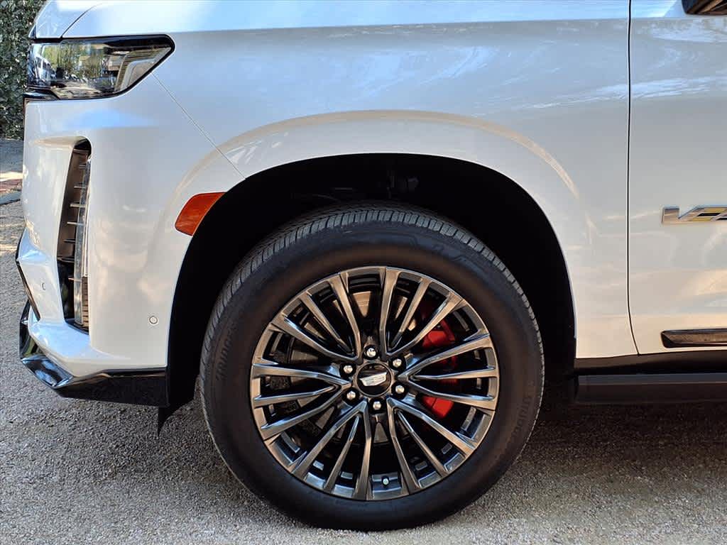 2024 Cadillac Escalade ESV V-Series photo 8