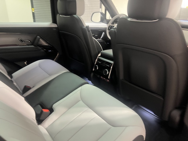 2025 Land Rover Range Rover Sport SE photo 25