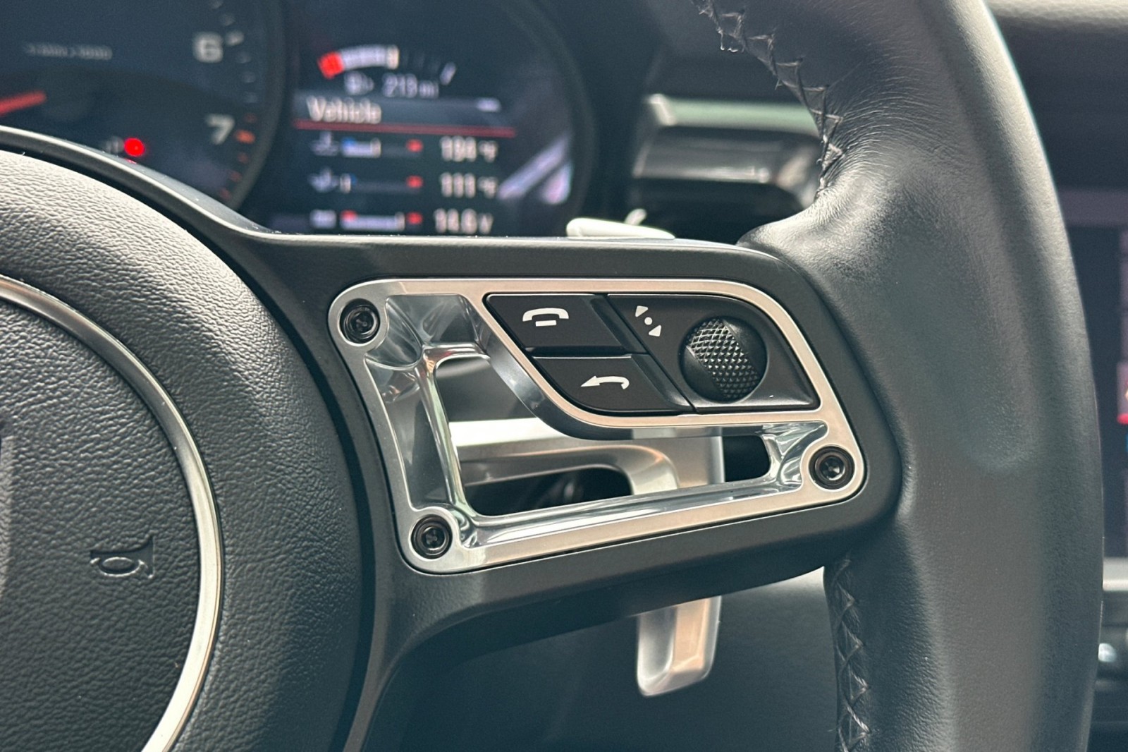 2020 Porsche Macan photo 31