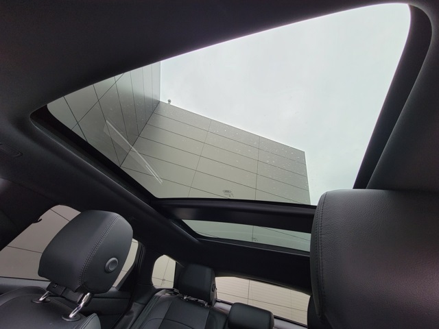 2025 Land Rover Range Rover Evoque S photo 39
