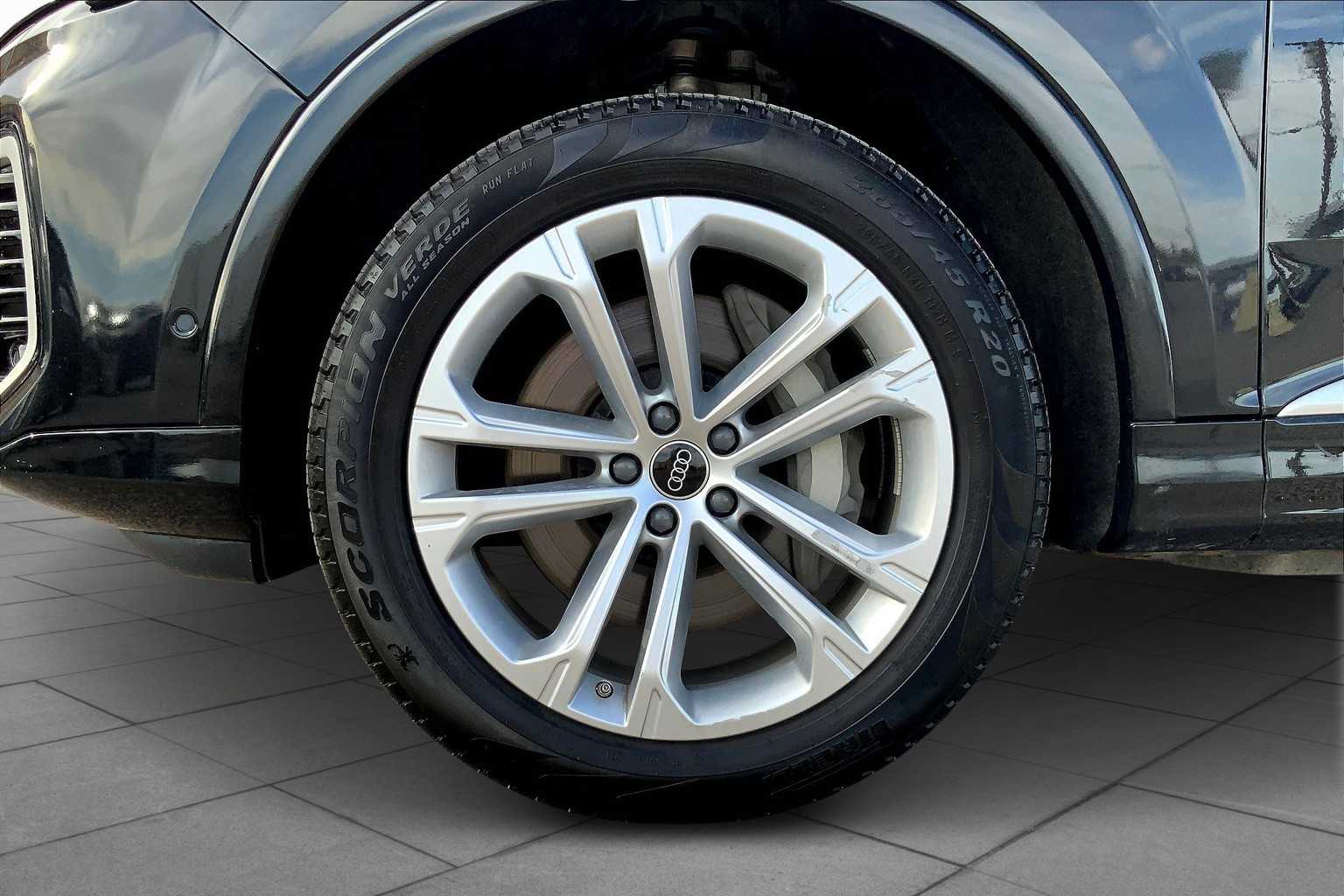 2025 Audi Q7 Premium Plus photo 8