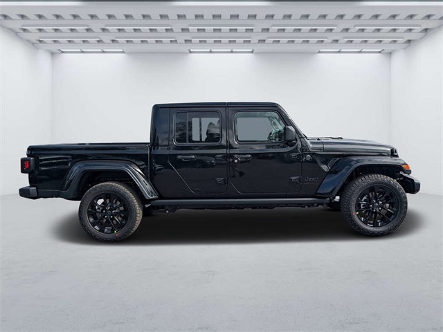 2025 Jeep Gladiator Sport photo 3