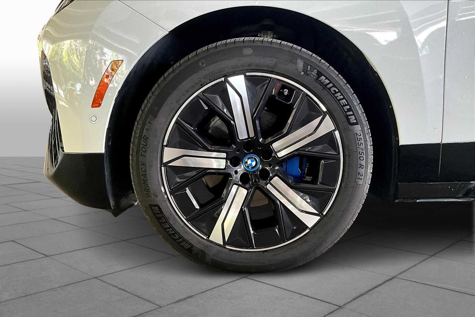 2024 Bmw iX photo 8