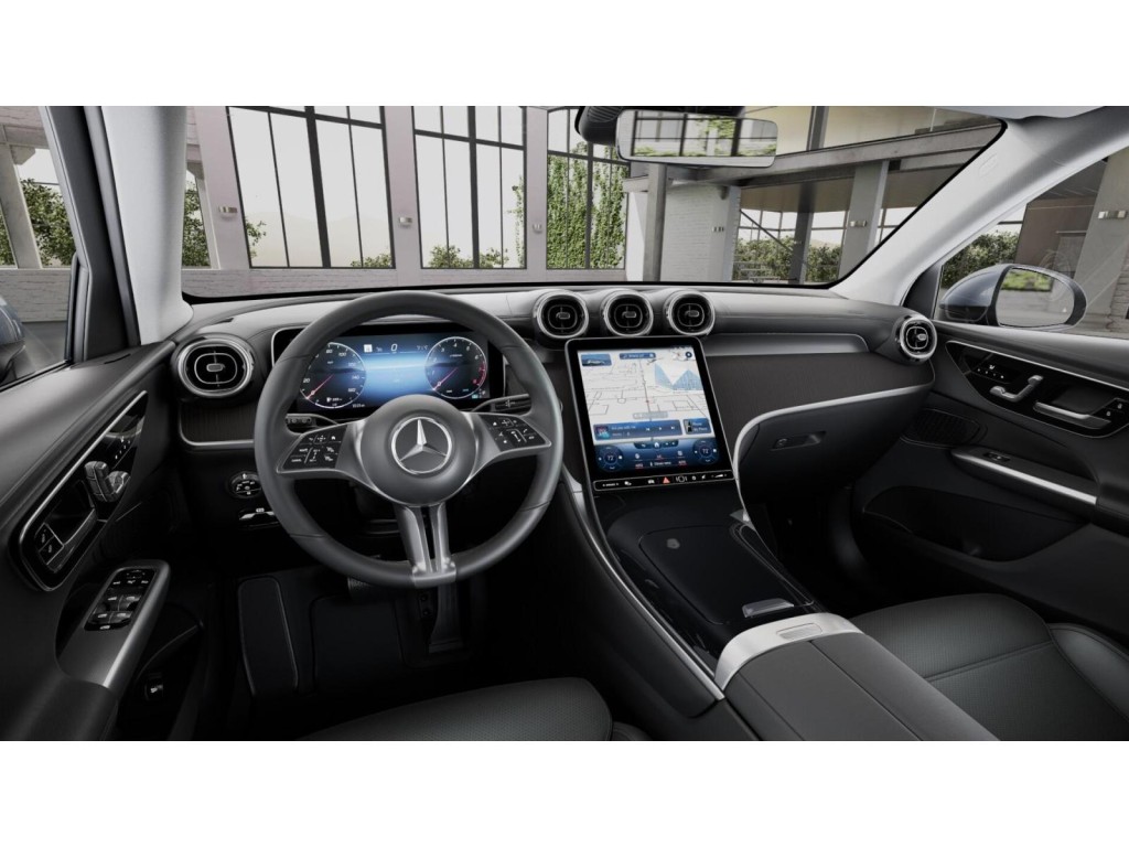 2024 Mercedes Benz GLC 300 photo 3
