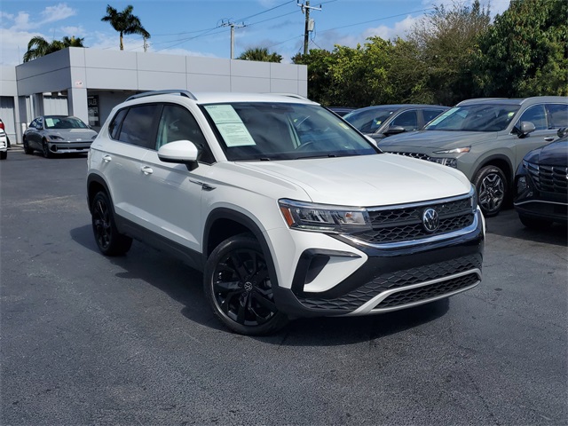 2024 Volkswagen Taos SE