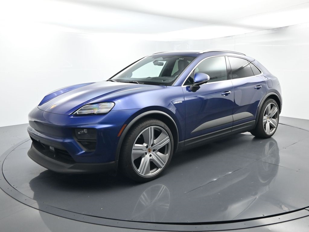 2024 Porsche Macan Base's photo