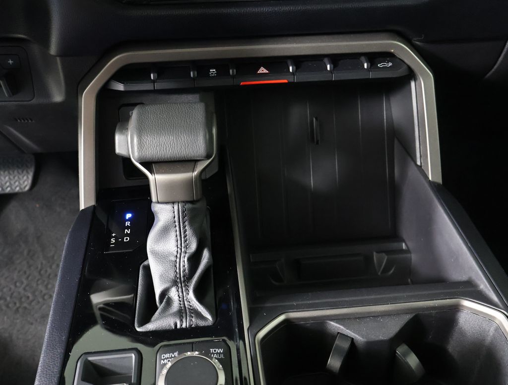 2025 Toyota Tundra SR5 photo 13