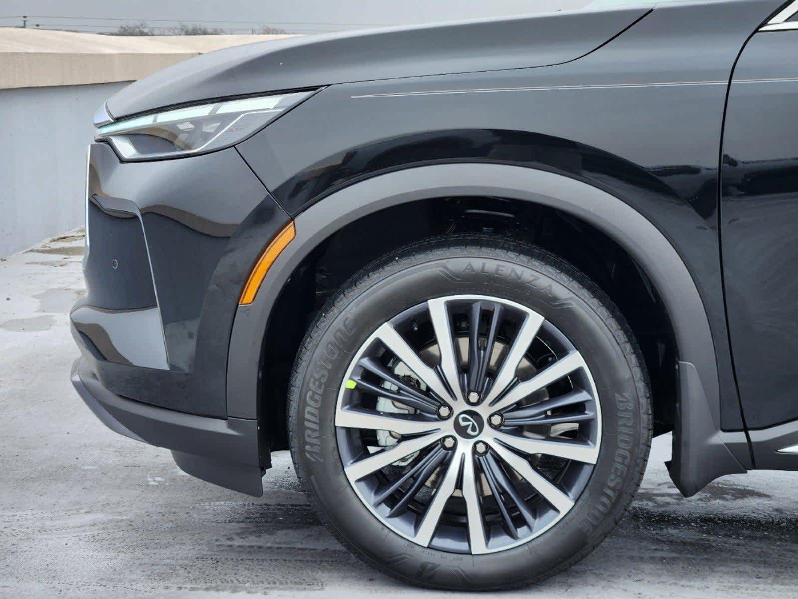 2025 Infiniti QX60 Autograph photo 6