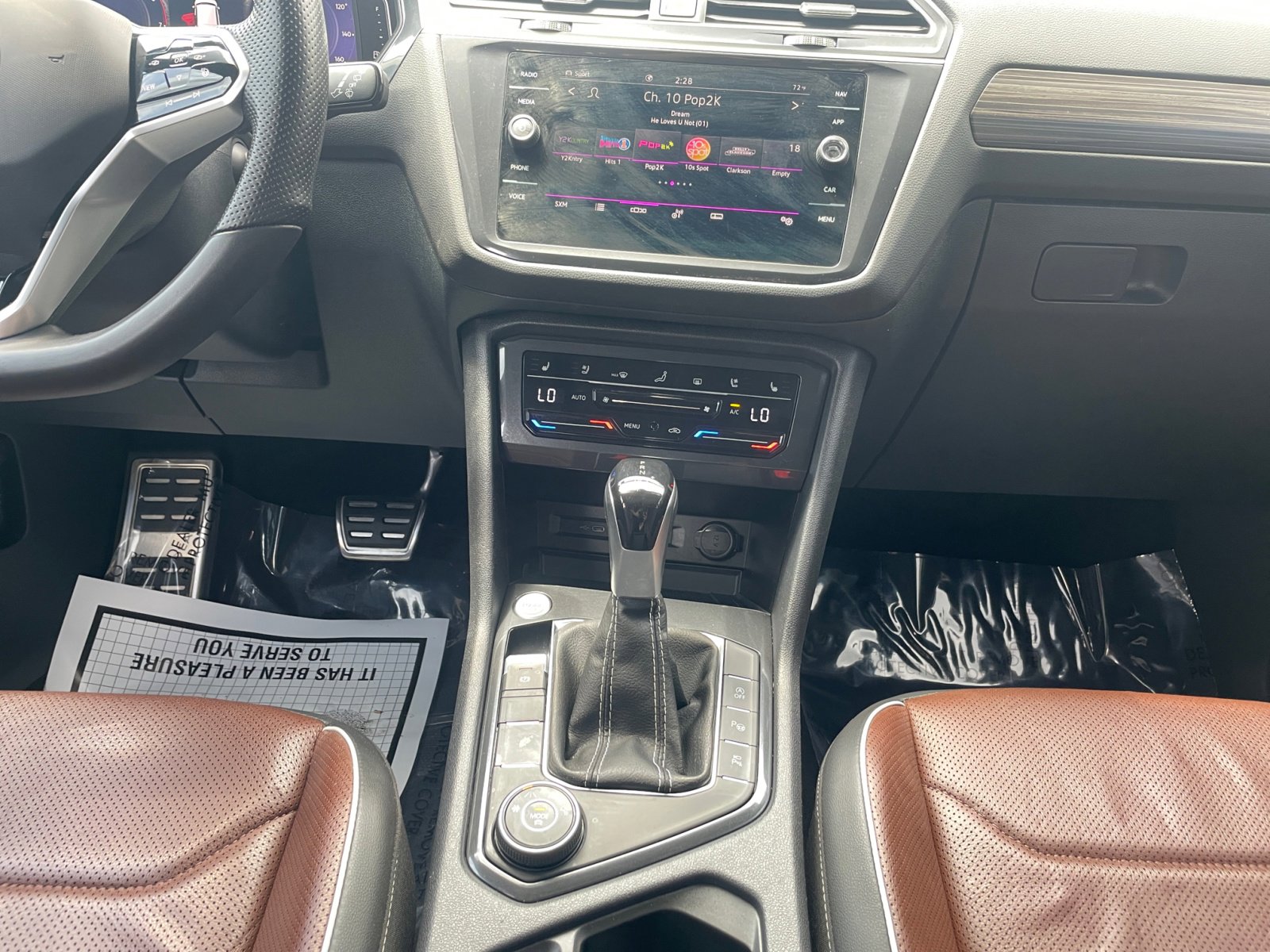 2023 Volkswagen Tiguan SEL R-Line Black photo 15