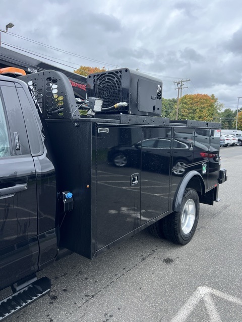 2024 Ford F-600 photo 4