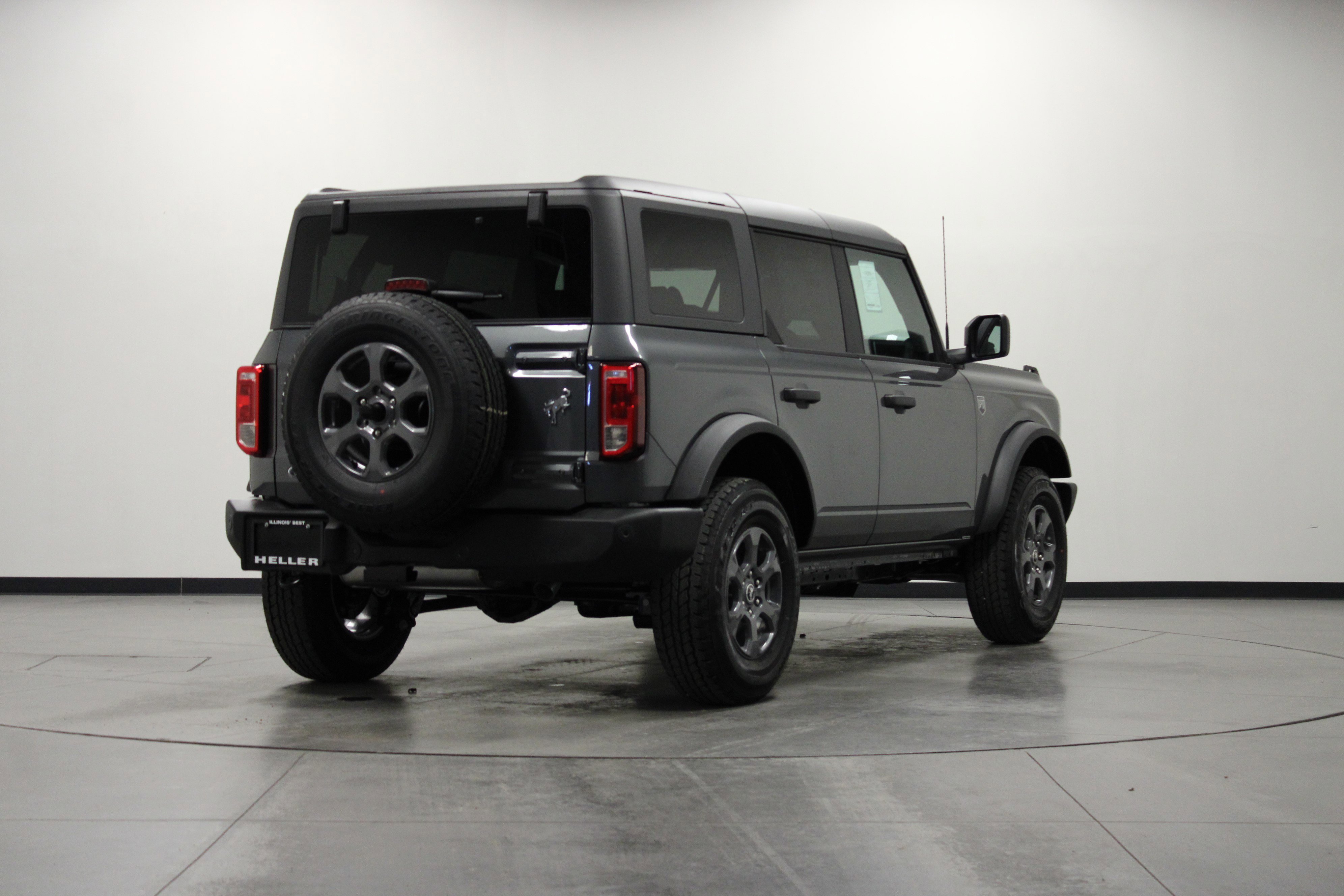 2025 Ford Bronco Big Bend photo 3