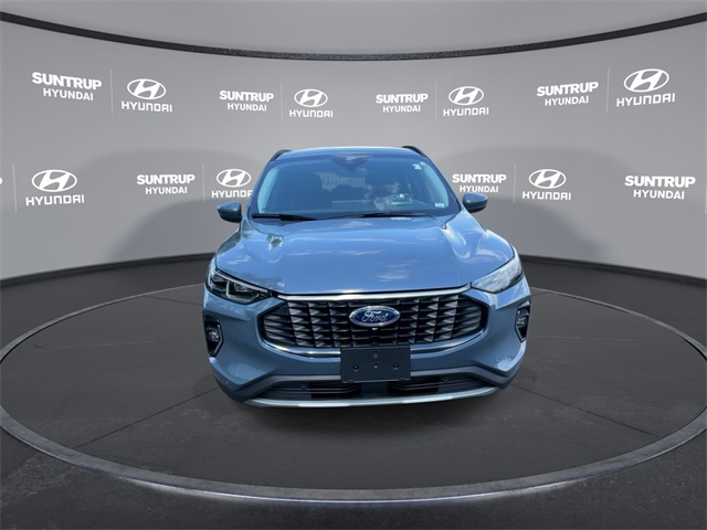 2023 Ford Escape Platinum photo 4
