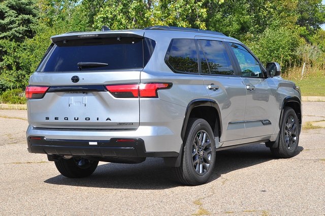 2026 Toyota Sequoia Platinum photo 3